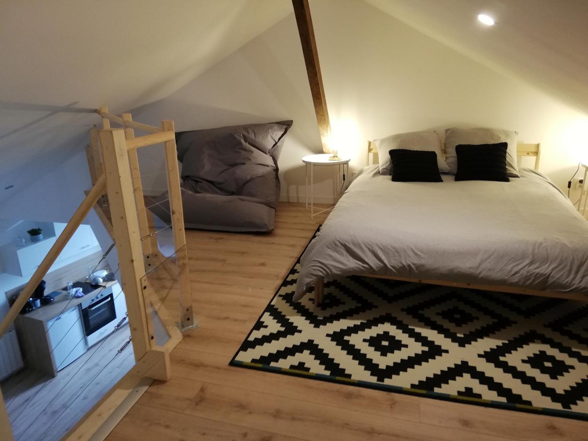 T2 Duplex Segre - Hyper Centre - Wifi - Netflix Apartment ภายนอก รูปภาพ